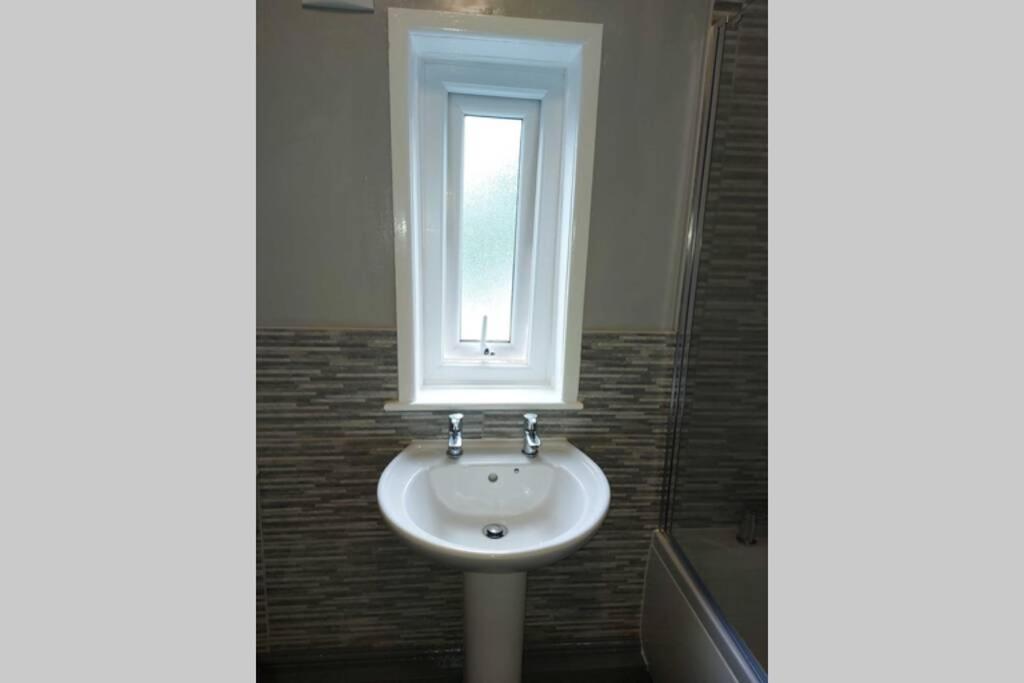 Lovely 2 Bedroomed Flat In The Centre Of Longton Longton  المظهر الخارجي الصورة